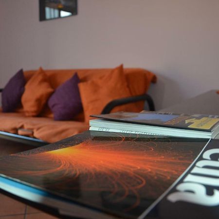 B&B Terra Niura Николози Екстериор снимка