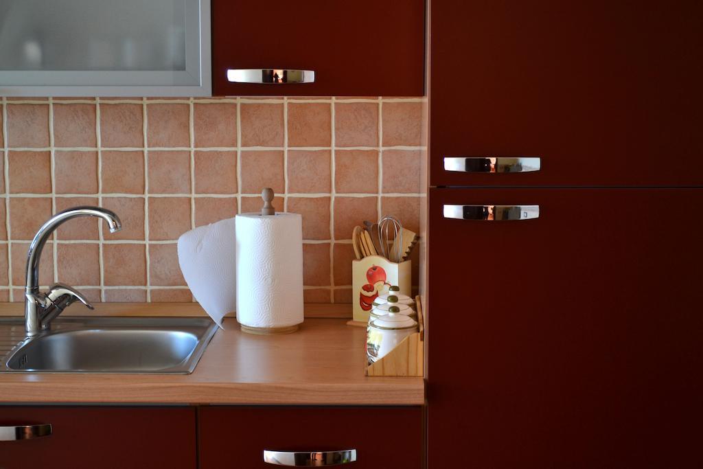 B&B Terra Niura Николози Екстериор снимка