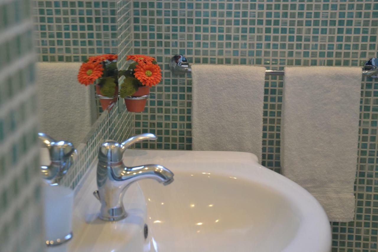 B&B Terra Niura Николози Екстериор снимка